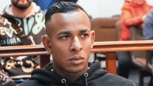 El colombiano debía presentarse a declarar en el juicio que lo tiene como acusado de abuso secual.