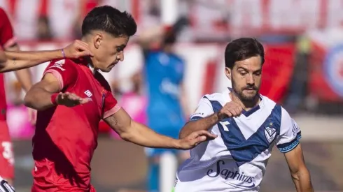 Vélez y Argentinos se enfrentan en San Nicolás
