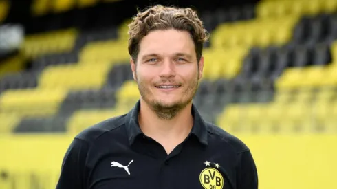 Edin Terzic, entrenador del Borussia Dortmund
