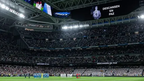 El Real Madrid le dedicó un minuto de silencio a César Luis Menotti en la previa de partido con el Alavés.