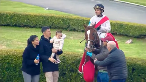 Nacho junto a su esposa, su hija, Sea Wolf y Wilson Rosario Moreyra.
