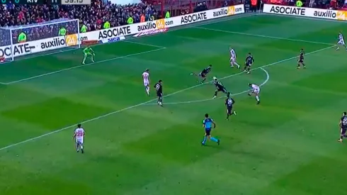 El golazo de Alan Lescano a River: ¿responsabilidad de Franco Armani?