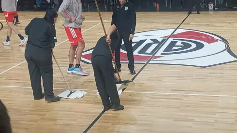 Insólita suspensión del partido de River en básquet.