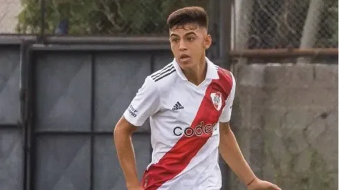 Matías Gallardo en la Reserva de River.
