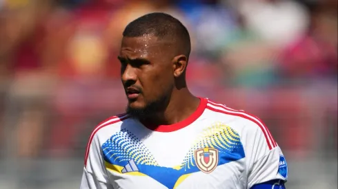Rondón fue elogiado por su partidazo contra Ecuador tras la polémica ante River