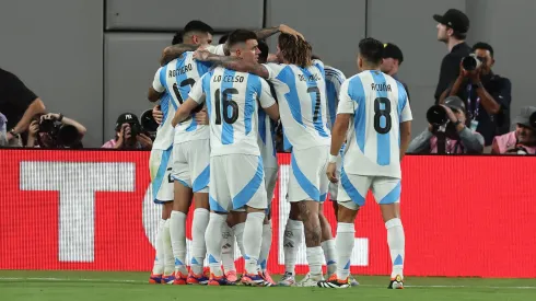 Argentina se enfrenta a Perú por la fase de grupos de la Copa América
