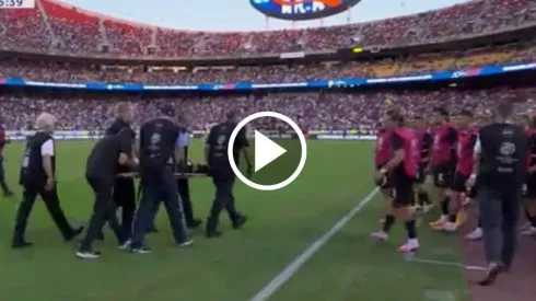 El tenso momento que se vivió en la Copa América.
