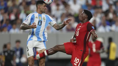 Así reaccionó Tottenham tras ver el planchazo que recibió Cuti Romero en Argentina vs. Canadá