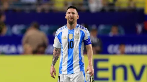 Lionel Messi no pudo terminar la final, pero salió campeón de la Copa América.
