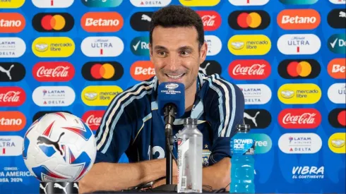 Lionel Scaloni en conferencia de prensa.
