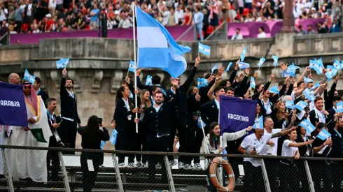 Luciano De Cecco y Rocío Sánchez Moccia son los abanderados del equipo olímpico.
