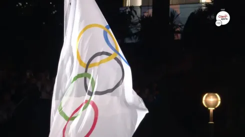 Error garrafal: izaron la bandera olímpica al revés