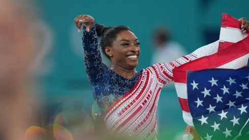 Simone Biles brilla en París 2024: ganó la medalla de Oro en grupos con Estados Unidos y obtuvo un récord histórico