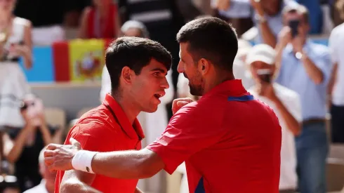 Alcaraz y Djokovic batallaron en la final de París 2024.
