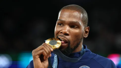 Kevin Durant sumó una nueva medalla dorada.
