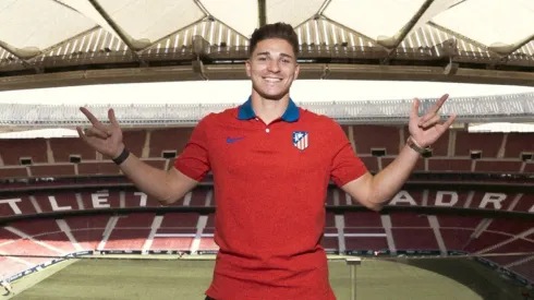 Julián Álvarez, presentado como nuevo jugador de Atlético de Madrid.
