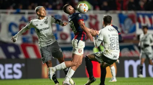 San Lorenzo no pudo conservar la ventaja ante Atlético Mineiro.