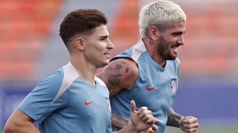 Cristian Romero les dejó un mensaje un tanto intimidante a Julián Álvarez y a Rodrigo De Paul.