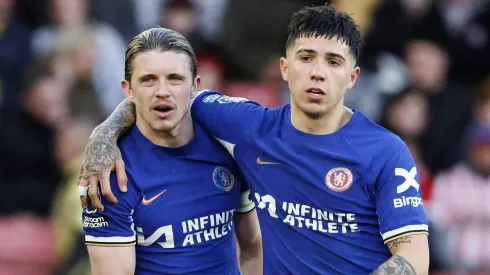 Connor Gallagher y Enzo Fernández en Chelsea.
