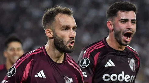 Germán Pezzella celebra su gol.
