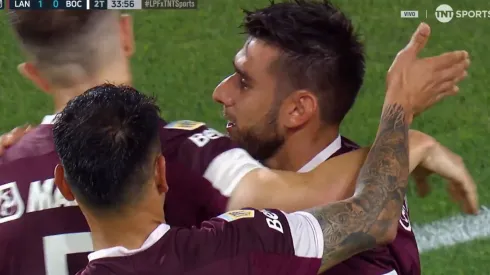 El festejo de los jugadores de Lanús.