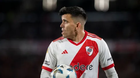 Marcos Acuña con la camiseta de River.
