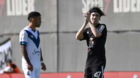 Spreen en su debut con Riestra.