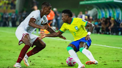 Brasil se mide a Venezuela.