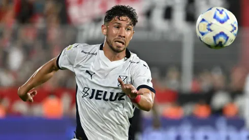 Felipe Loyola en el partido de la fecha 24 entre Newell's e Independiente.