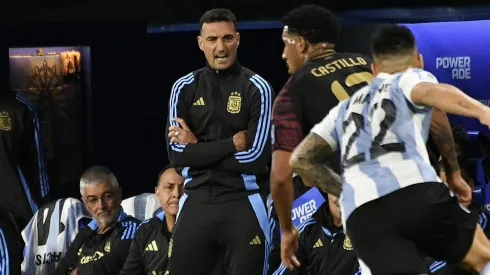 Santiago Castro ya se ubica como el cuarto jugador argentino con más producción de goles de Europa.