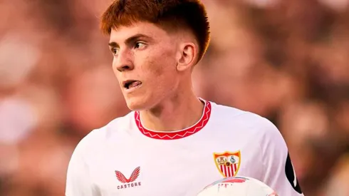 Valentín Barco volvió a entrenar con Sevilla mientras Brighton lo ofrece a nuevos clubes