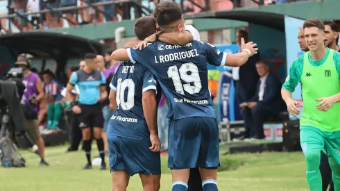 Racing pisó fuerte y aplastó a Barracas Central en el debut en el Torneo Apertura
