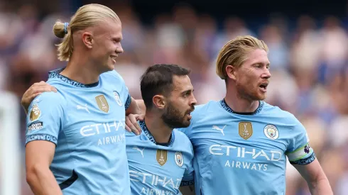 Los Citizens festejan el gol de Erling Haaland en la victoria del Manchester City por 2-0 ante Chelsea en la primera fecha de la actual Premier League.