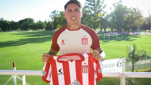 Facundo Farías fue presentado en Estudiantes.