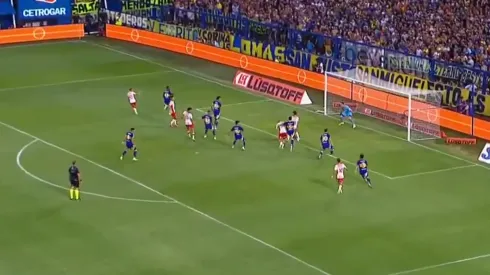 Pellegrino empató el partido para Huracán.
