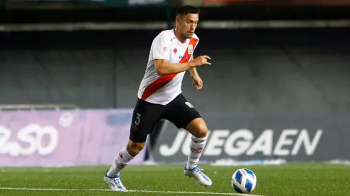 Surgió en Boca, jugó 175 partidos en Racing y ahora llega a la Primera B Metropolitana