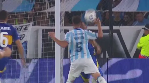 Boca pidió penal por la mano de Nardoni.