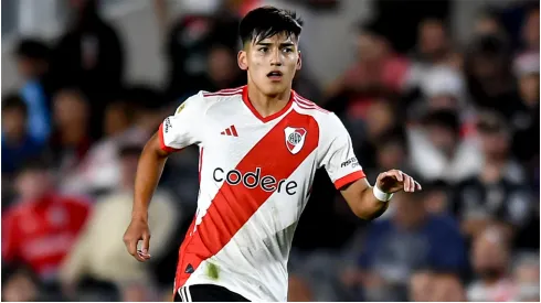 Ian Subiabre con la camiseta de River.