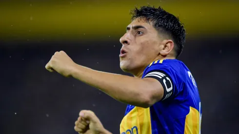 Miguel Merentiel celebrando el primero de Boca.
