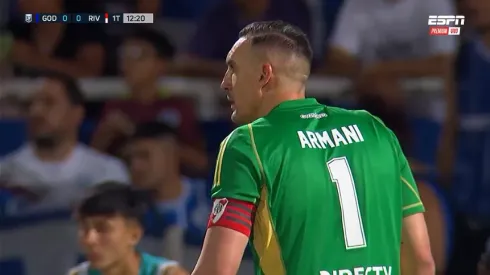 Franco Armani, muy enojado con su compañero.