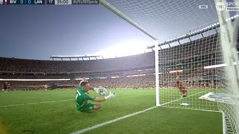 La gran intervención de Franco Armani.
