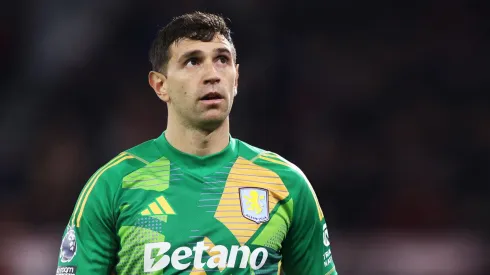 Dibu Martínez tiene pelea por ser el mejor arquero del mundo
