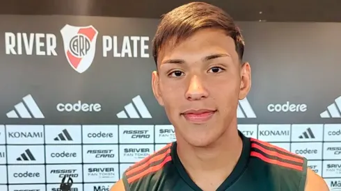 Jugó un Mundial juvenil, está valorado entre las grandes joyas del fútbol argentino y podría debutar en River por Copa Argentina