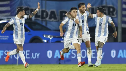 El jugador de Argentina que revirtió la opinión de los hinchas: “Ven fútbol de espaldas”