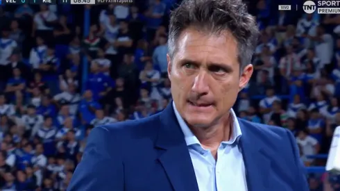 VIDEO | Así reaccionó Guillermo Barros Schelotto al primer gol de Riestra ante Vélez