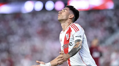 Gonzalo Montiel con la camiseta de River.
