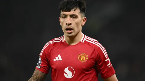 Con Licha Martínez lesionado, Manchester United piensa en otro defensor zurdo