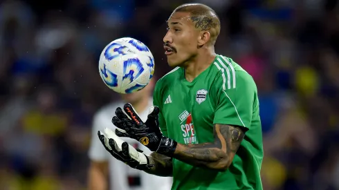 Le perdió en mitad de cancha: el blooper de Ignacio Arce que terminó en un golazo de Instituto vs. Deportivo Riestra