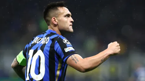 Lautaro Martínez es el argentino con más goles en la historia del Derby della Madonnina, con nueve tantos, superando a leyendas como Diego Milito y Attilio Demaría.