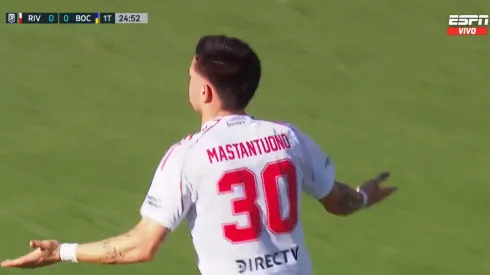 El festejo de Franco Mastantuono.